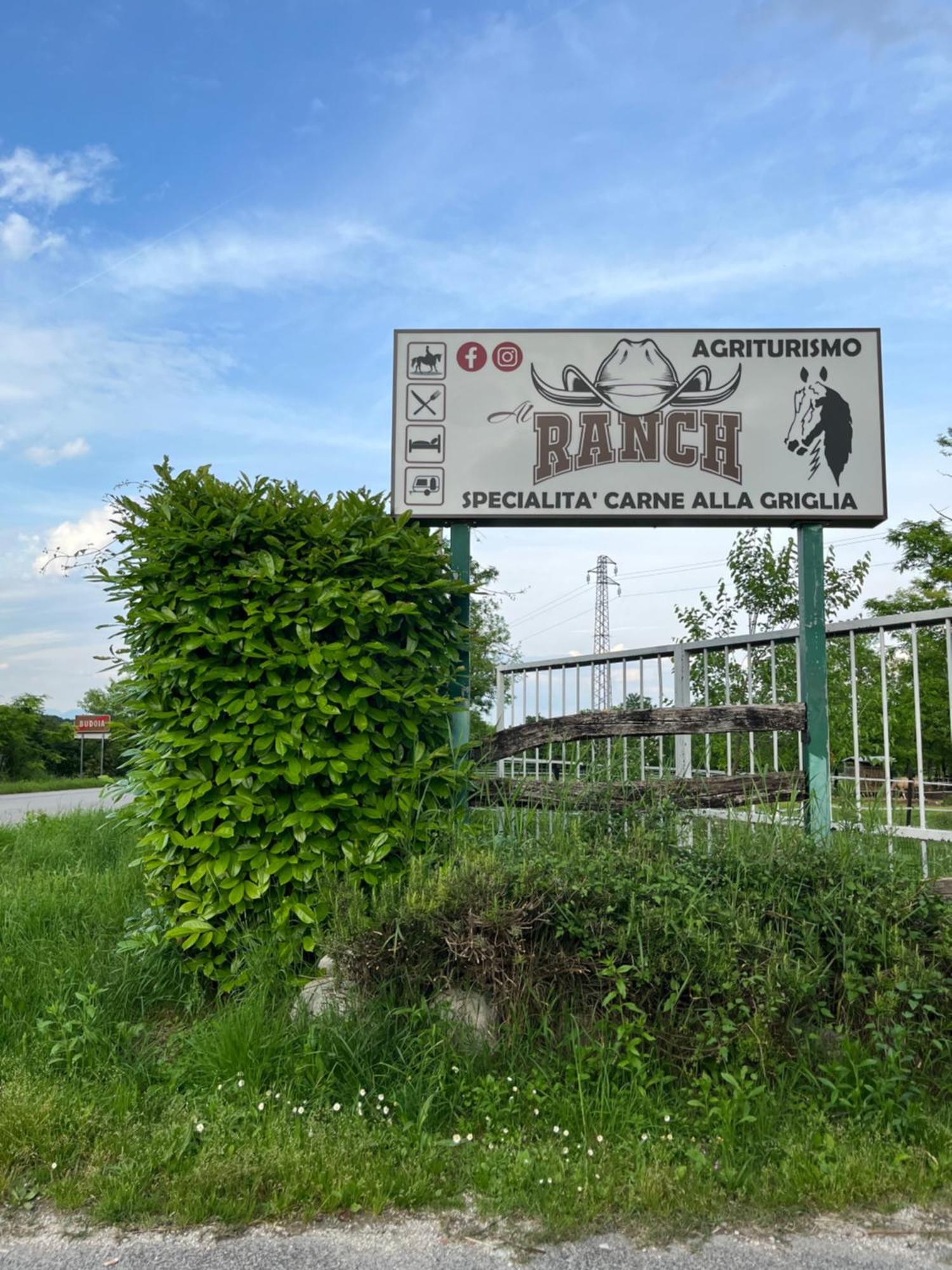 Agriturismo Al Ranch Castello d'Aviano Экстерьер фото